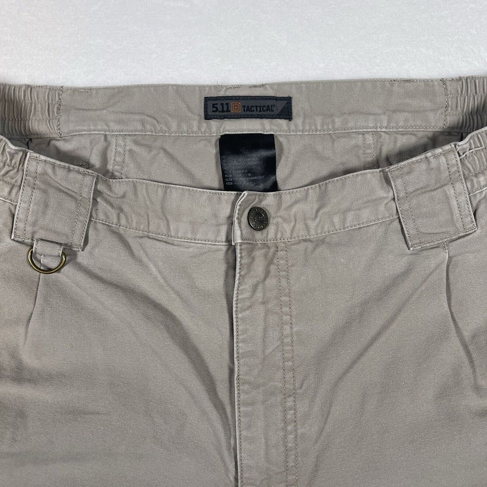 5.11 Tactical‎ Tacit Riptop Cargo Shorts Men's Size 38 Beige Utility Pockets - Picture 2 of 7